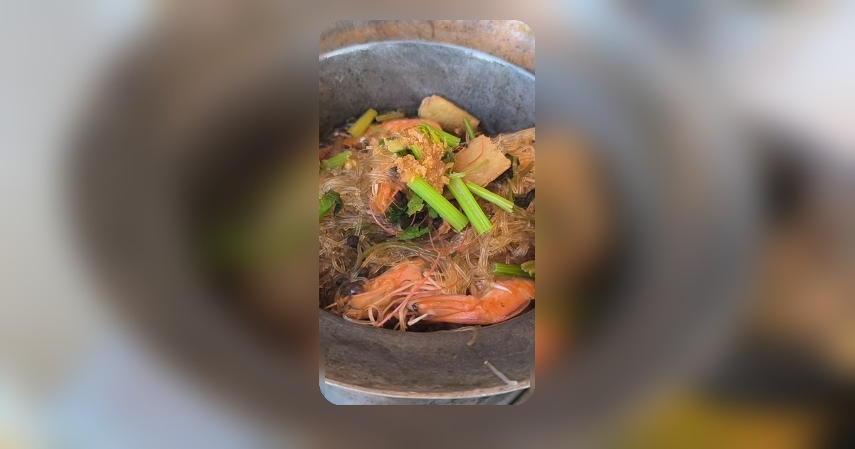 ชวนชิมกุ้งอบวุ้นเส้นสูตรเชฟอิตาเลียน 70 บาท หน้าโรงเรียนผดุงราษฎร์ พิษณุโลก